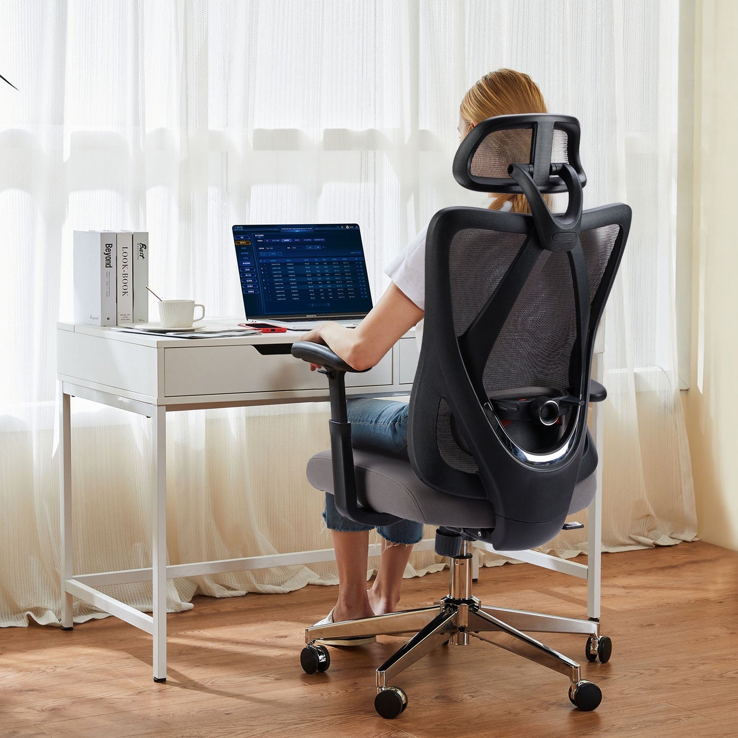 MyDepot Ergonomic High Back Executive Mesh Chair